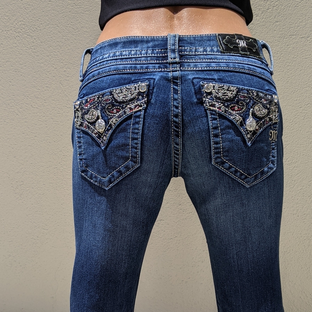 Miss me size 27 signature boot cut jeans